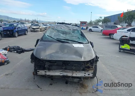 2019 Toyota Corolla Se из США, поврежденный, VIN JTNK4RBE1K3049201